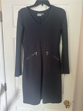 Athleta Black V-Neck Long Sleeve Dress with Zip Pockets